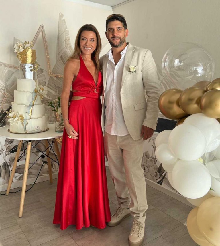 Carolina Arregui Comparti Fotos Del Matrimonio De Uno De Sus Hijos Fmdos