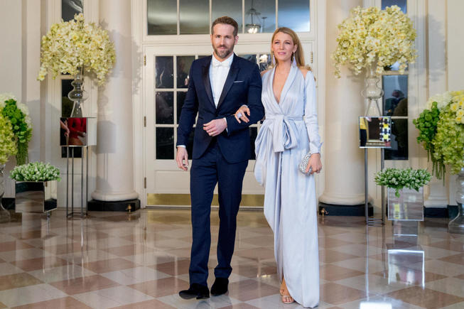 ryan-reynolds-y-blake-lively-a-su-llegada-a-la-casa-blanca-gtres