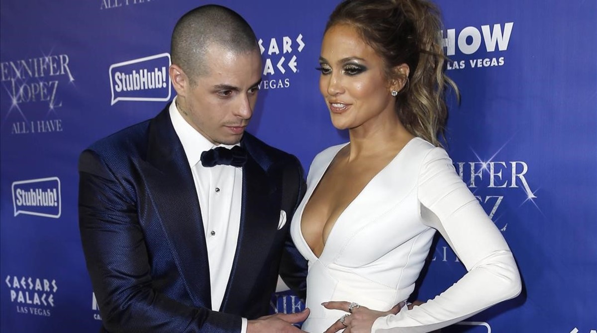 Dancer Casper Smart and singer and actress Jennifer Lopez attending Jennifer Lopez All I Have event in Las Vegas Nevada United States When 21 Jan 2016