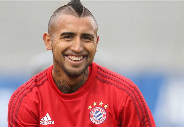 Arturo Vidal le hizo un gran regalo a su esposa en el día de su cumpleaños