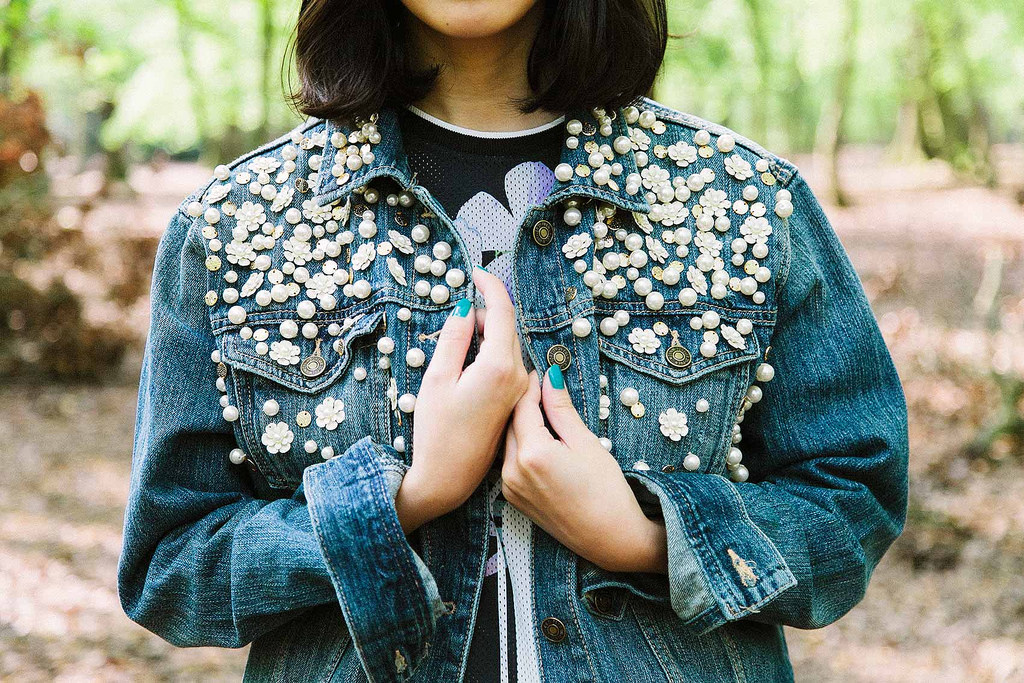 Conoce la nueva chaqueta de jeans que causa furor