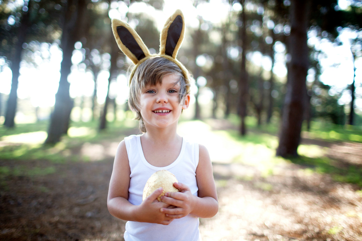 Niños con orejitas de conejo