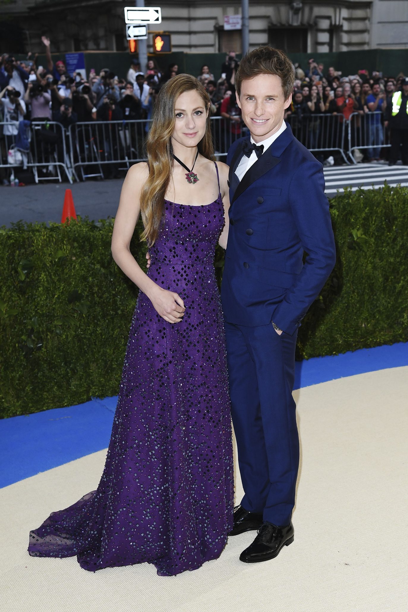 Eddie Redmayne y Hannah Bagshawe en la Met Gala 2017