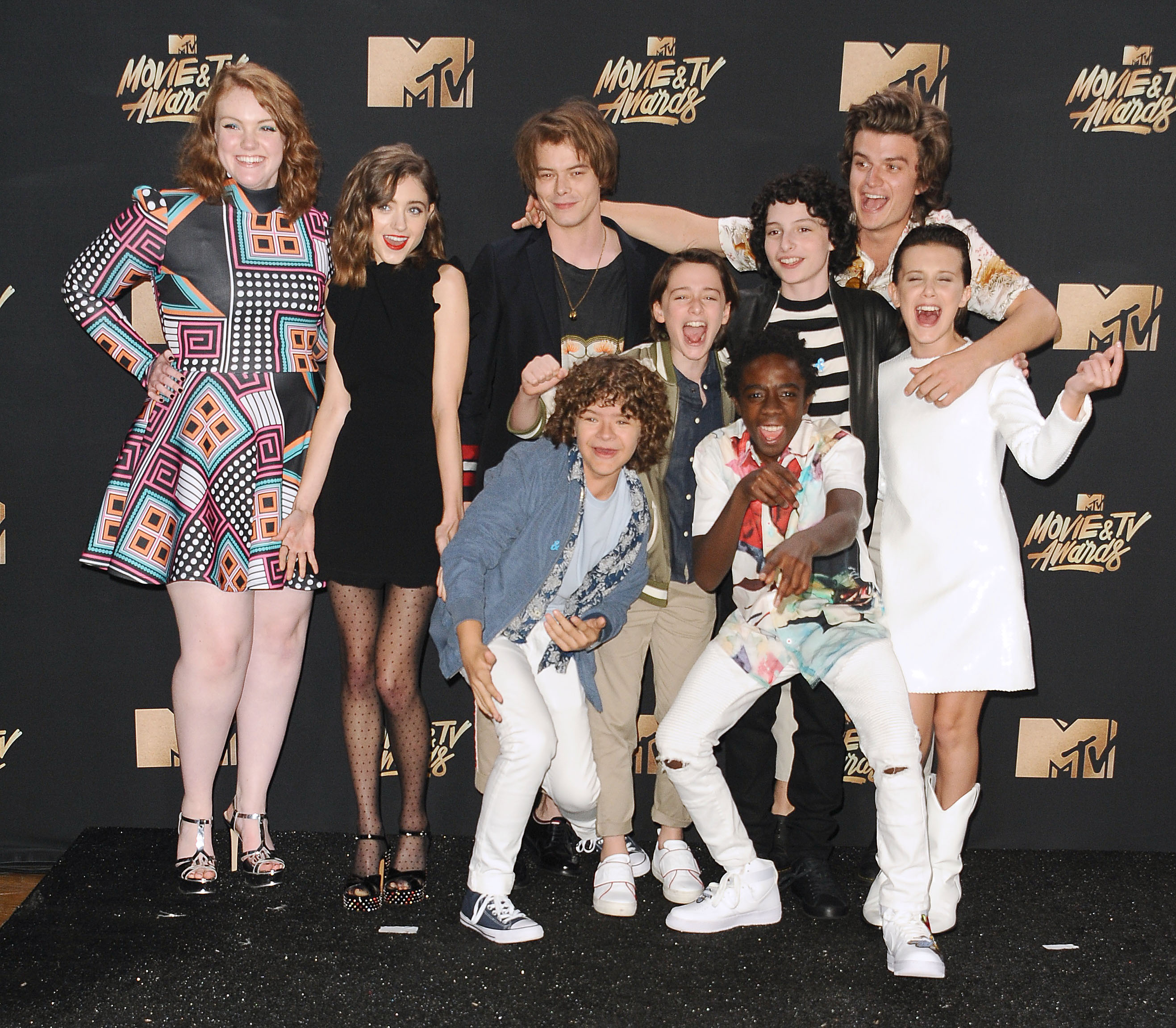 Elenco de "Stranger things" en los MTV Movie & TV Awards 2017