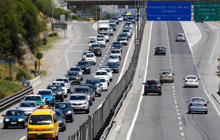 Conoce el plan de contingencia para el regreso de vehículos a Santiago