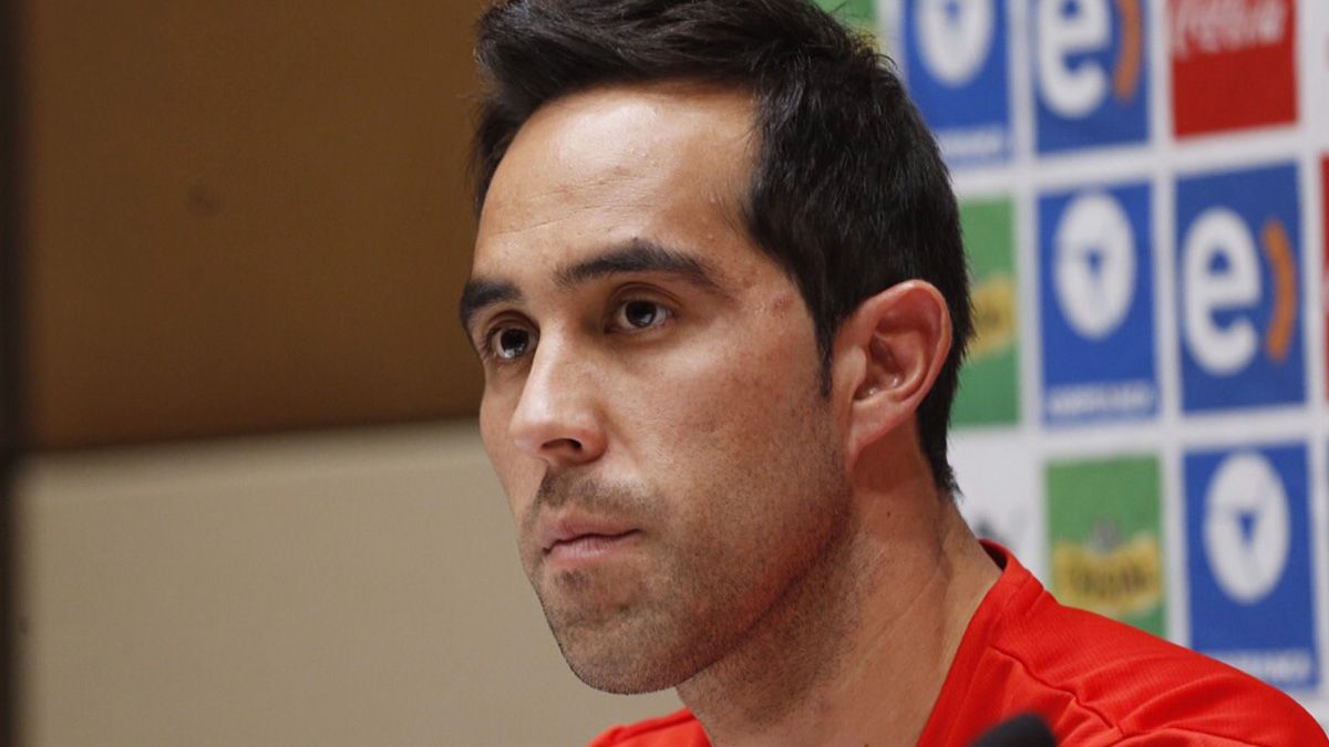 Claudio Bravo envió mensaje de apoyo a José Miguel Villouta