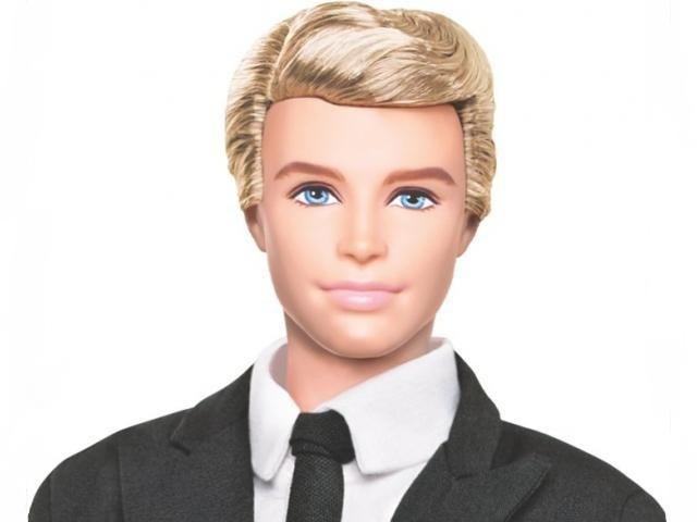 ¡El muñeco Ken tuvo un cambio de look!