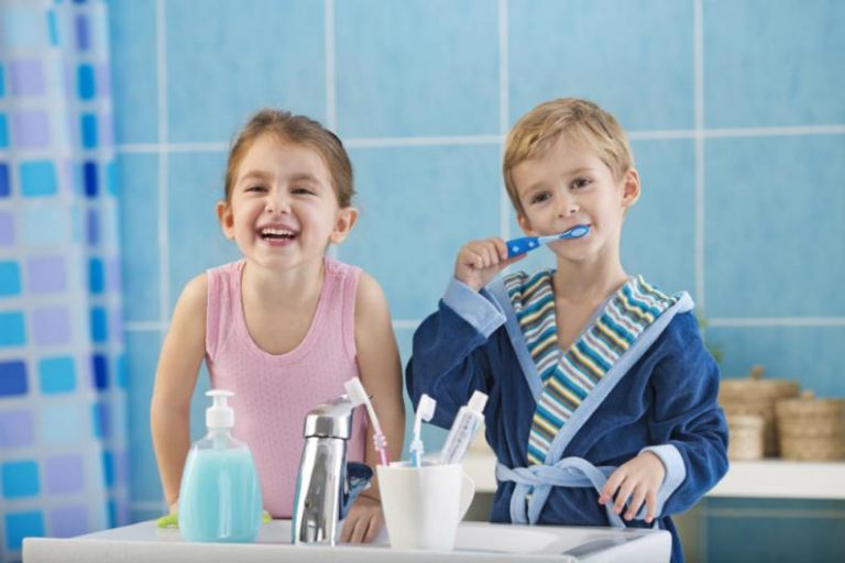 Los Expertos Aconsejan Cómo Deben Cepillarse Los Dientes Los Niños ...