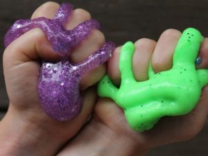 ¿Cómo preparar un slime en tu propia casa para tus niños? — FMDOS