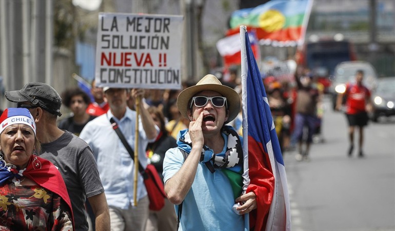 Marcha "De la Quinta a La Moneda!