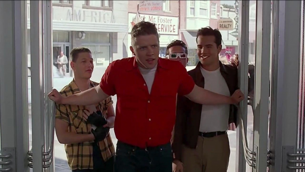 Así luce Biff Tannen, el enemigo de Marty McFly en 