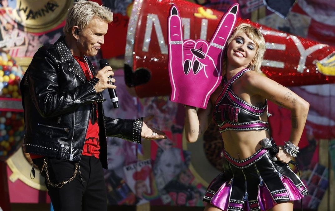 la cantante se lució en un show en el super bowl