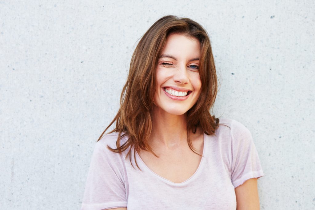 Mujer con Rostro Natural