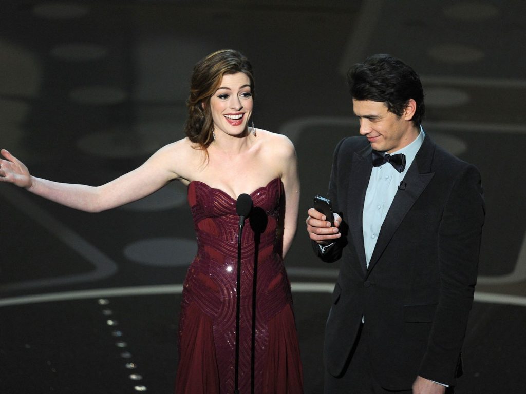 Anne Hathaway James Franco Oscar 2011