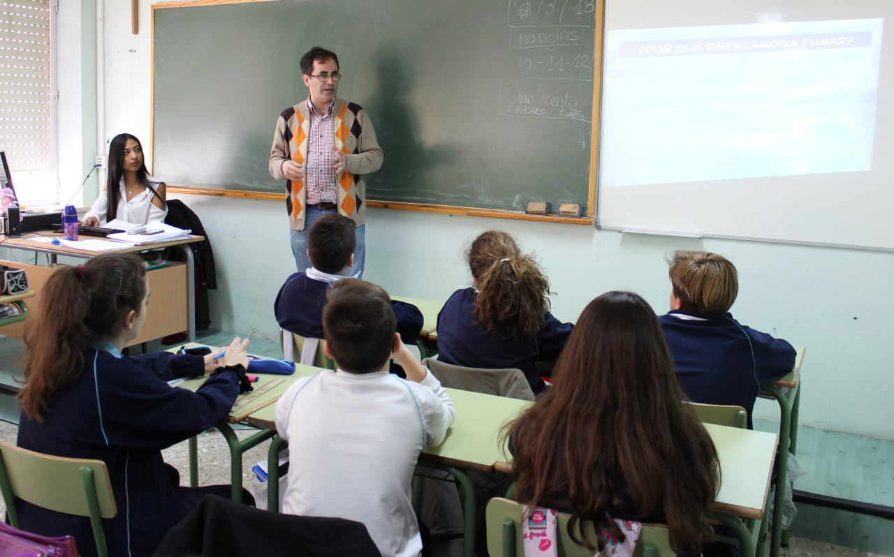 Niños En Clases