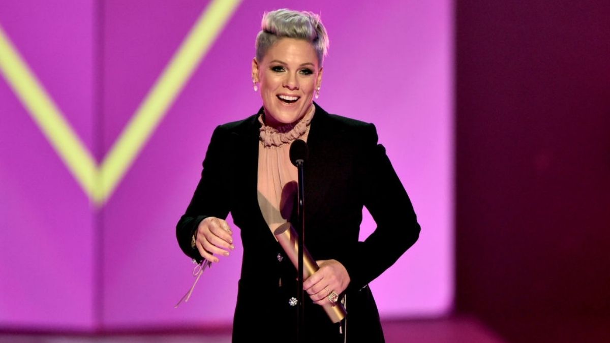 Pink Es Homenajeada Con El Premio Ícono En Los Billboard Music Awards