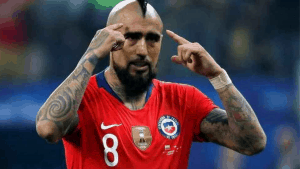 Arturo Vidal arremetió contra los medios por indisciplina de La Roja