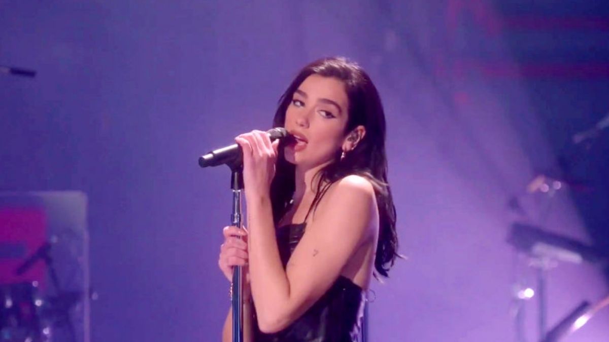 Dua Lipa se sinceró sobre el bullying que recibió por sus bailes — FMDOS