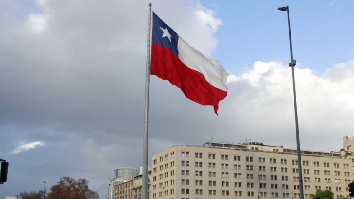 Chile celebra este viernes el Día de la Bandera Nacional — FMDOS