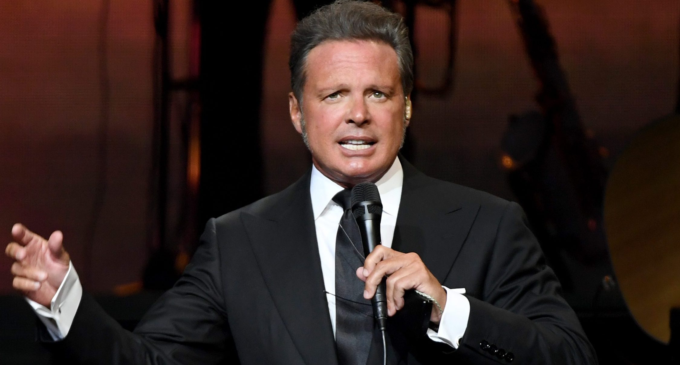 Luis Miguel In Concert   Las Vegas, NV