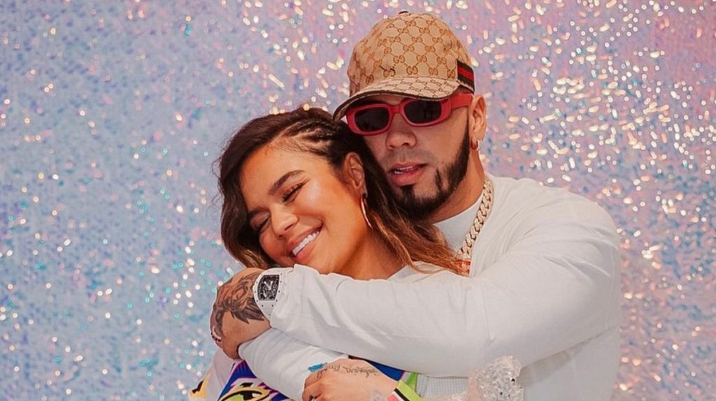 ¿Karol G y Anuel AA volvieron? Este reencuentro lo confirmaría — FMDOS