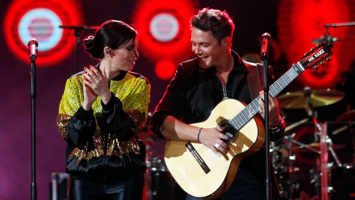 Javiera Mena Y Alejandro Sanz