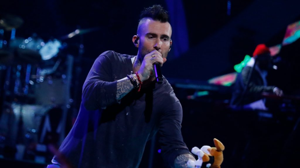 Adam Levine Redes Sociales