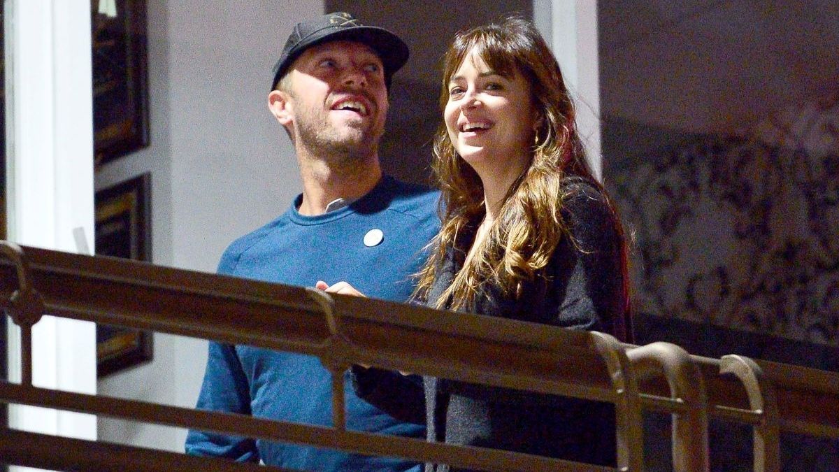 Chris Martin Dakota Johnson