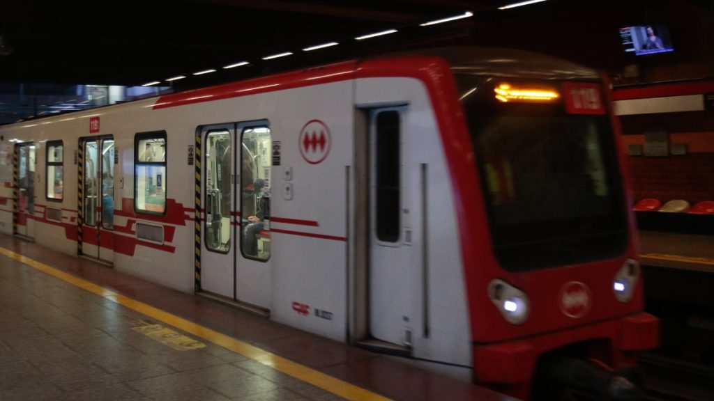 Metro 18 De Octubre 2021