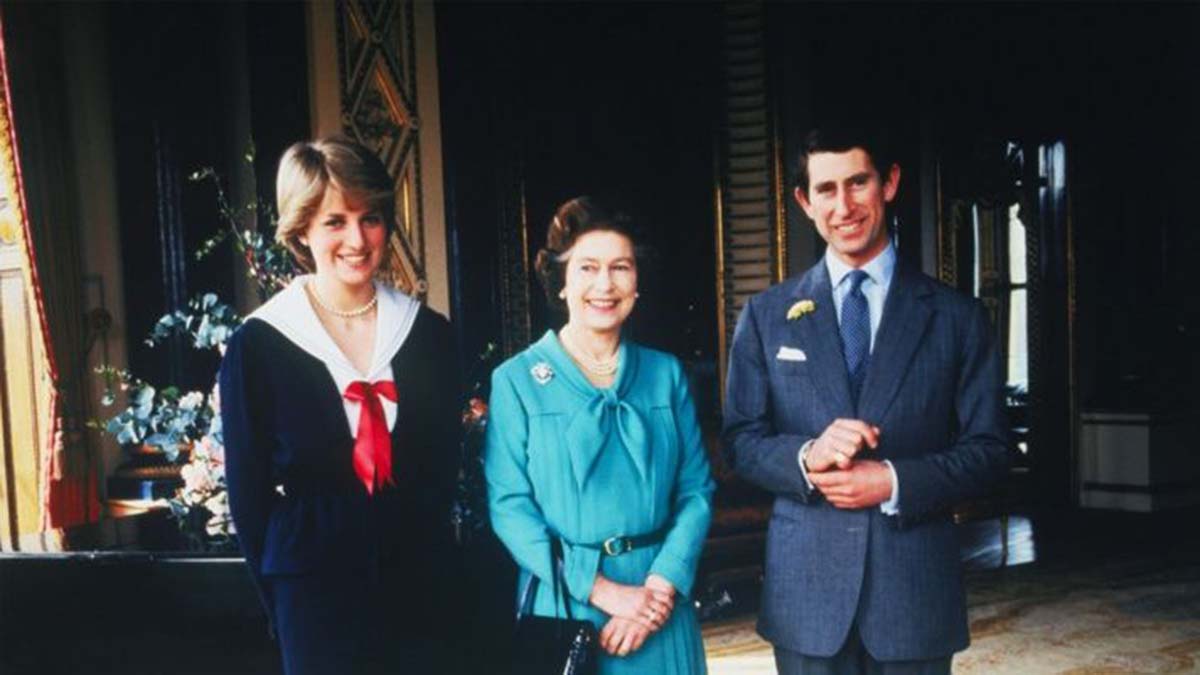 Lady Di Reina Isabel II Y Carlos