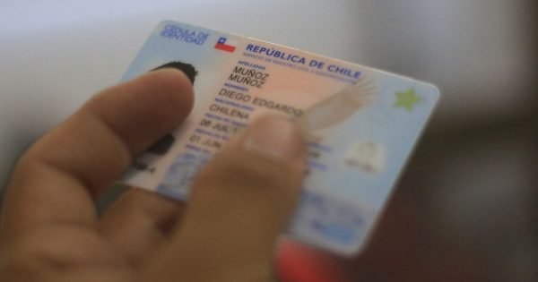 Cambio orden de apellidos: Cómo hacer el trámite y qué necesito — FMDOS