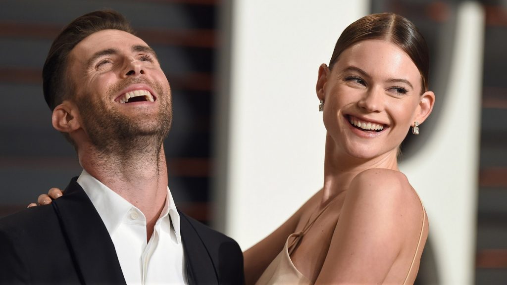 Adam Levine y Behati Prinsloo