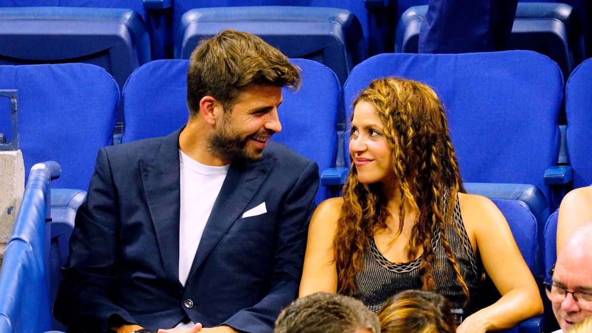 Gerard Piqué Presume Que Aún Tiene A Shakira Entre Sus Contactos