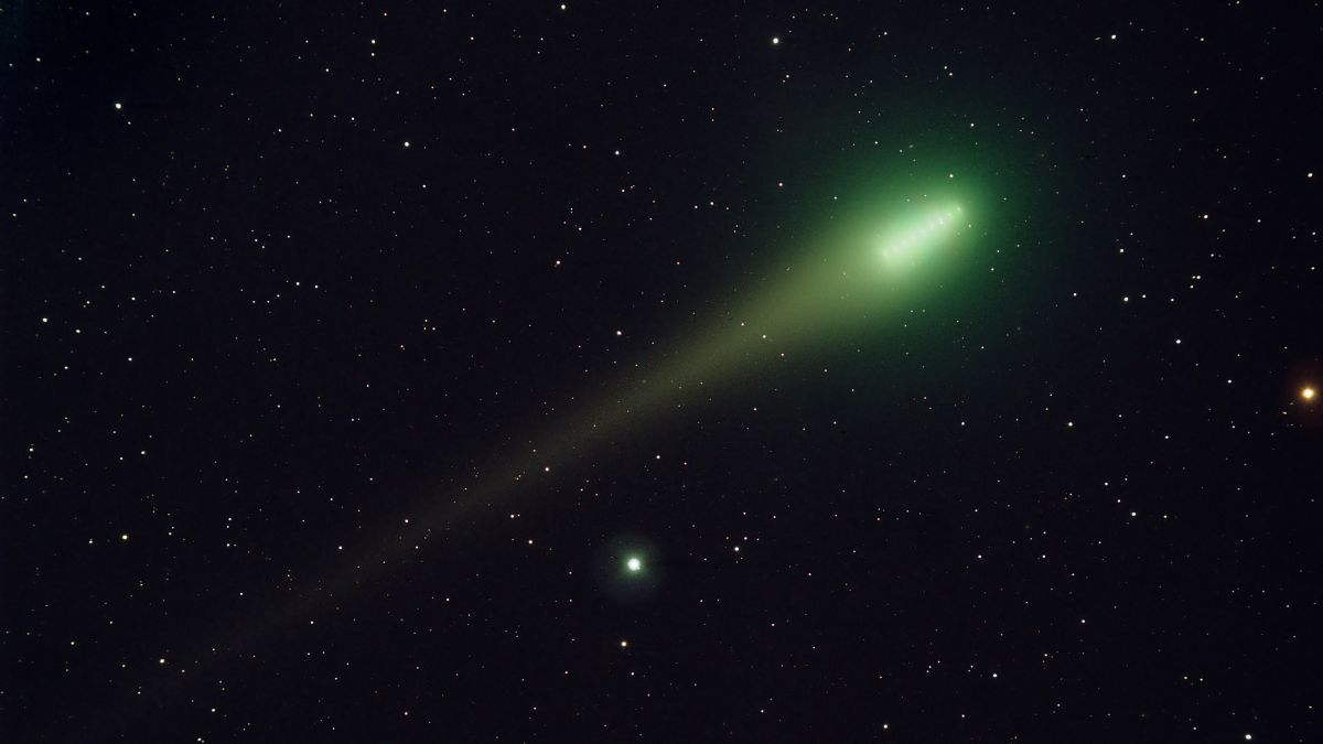 Cometa Verde Por Cual Region Pasara