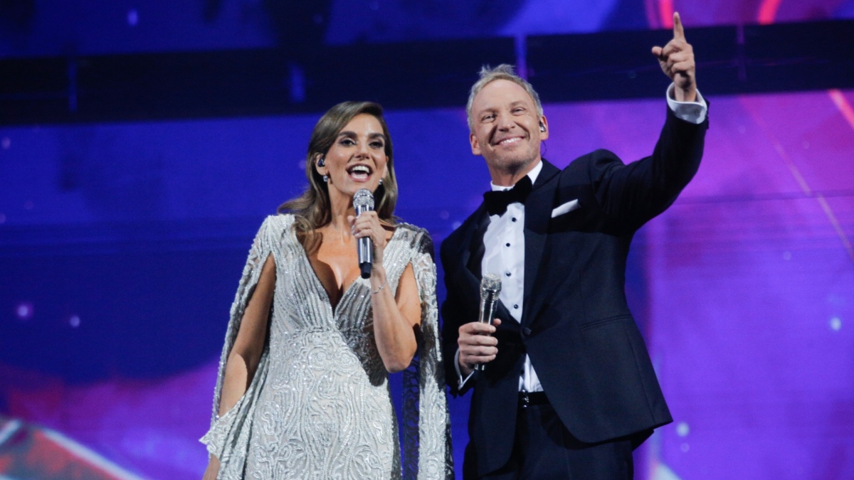 ¡Devoró! Este Es El Vestido Que Utilizó María Luisa Godoy En La Cuarta Noche Del Festival De Viña 20 (1)