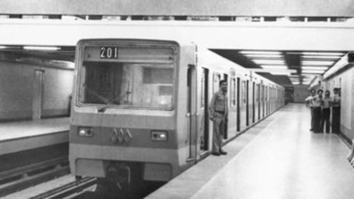 ¡fotos Inéditas Línea 2 Del Metro De Santiago Cumplió 45 Años — Fmdos