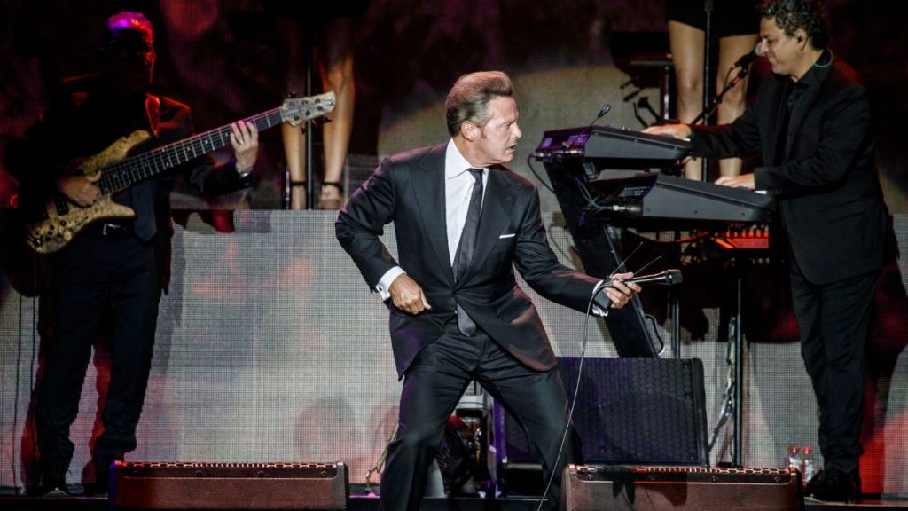 Luis Miguel Conciertos 2023 (2)