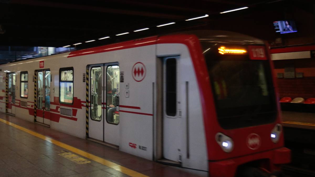 Metro De Santiago