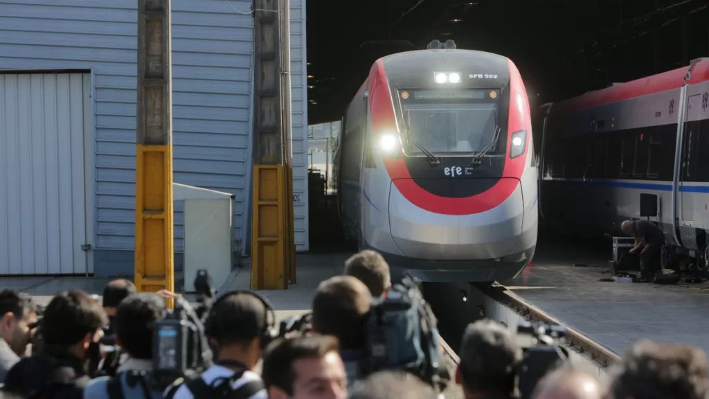 Boric Trenes Chile