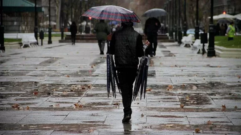 Lluvia En Santiago