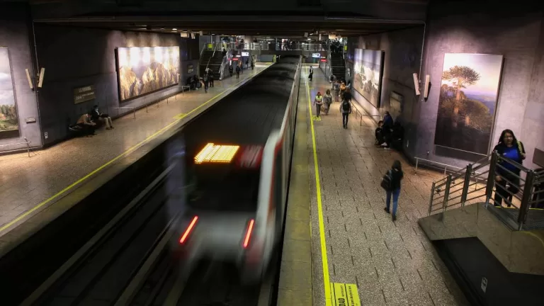 Metro de Santiago