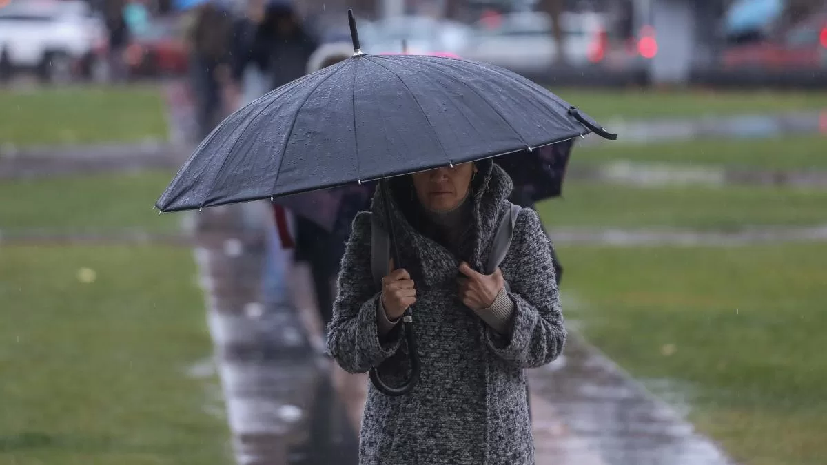 Lluvia En Santiago (2)