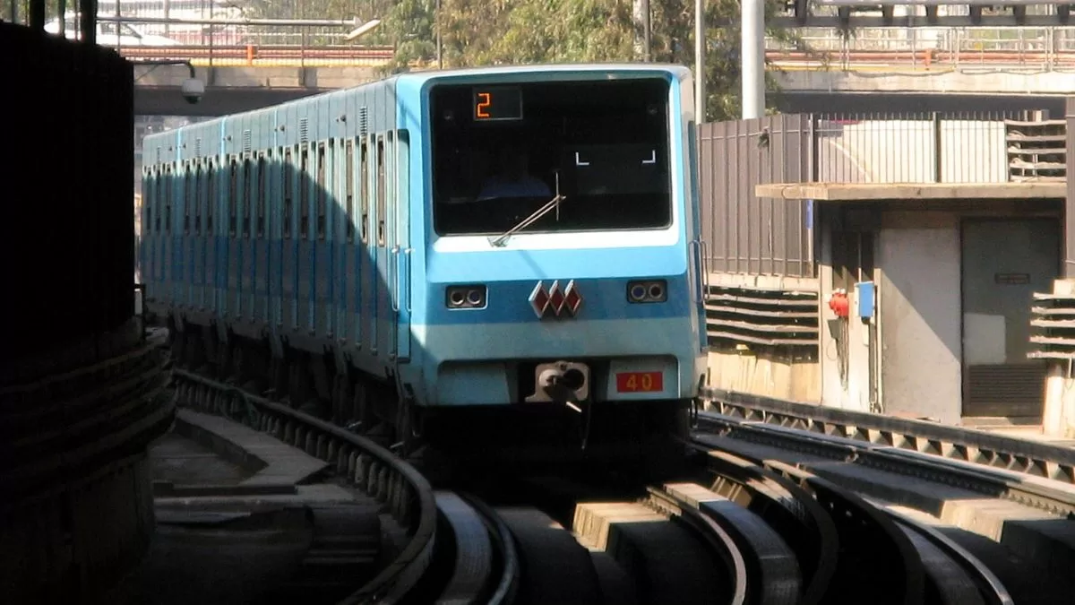 Metro De Santiago (2)