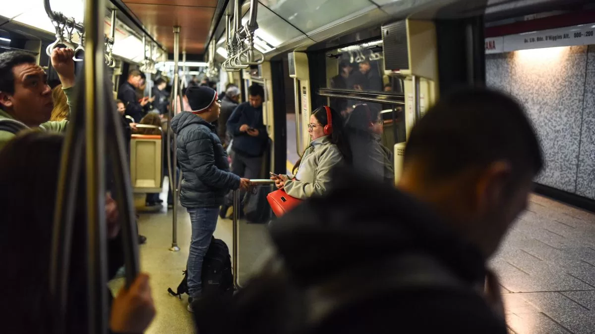 Metro De Santiago        