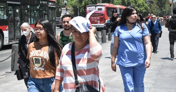 RedSalud Clinic emergency services chief gives 10 best tips to avoid heat stroke this summer — FMDOS