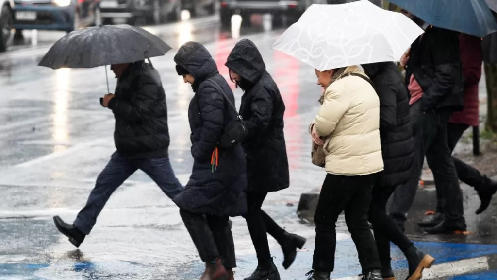 Lluvia En Santiago