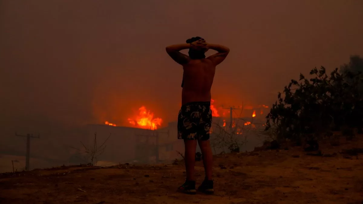 Mon Laferte Incendios (2)