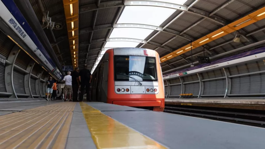 Metro De Santiago