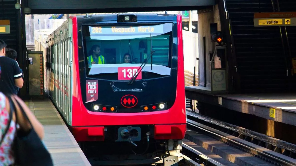 Metro De Santiago