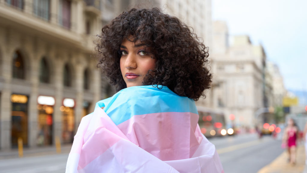 Mes Del Orgullo, Transfem